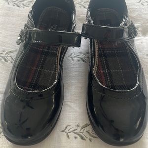 French Toast shoes size 3
